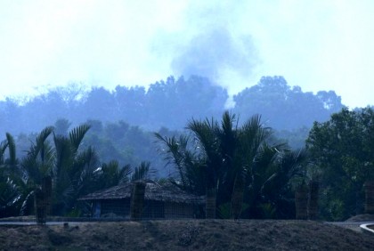 টেকনাফ সীমান্তে আতঙ্কিত মানুষের নির্ঘুম রাত
