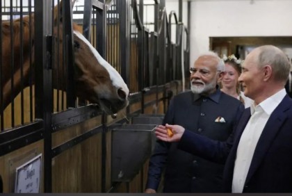 রাশিয়া সফরে মোদিকে উষ্ণ অভ্যর্থনা, কিন্তু পশ্চিমা মিত্রদের ক্ষোভ

