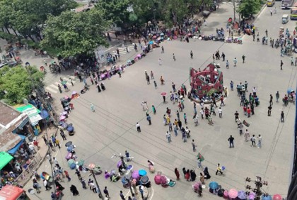 শিক্ষার্থীদের আন্দোলনে পল্টন ও জিরো পয়েন্ট বন্ধ, তীব্র যানজট