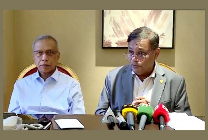 বাংলাদেশকে ১০০ কোটি ডলার সহায়তার ঘোষণা চী‌নের

