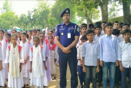 ফুলপুরে বিট পুলিশিংয়ের সচেতনতামূলক ক্যাম্পেইন 