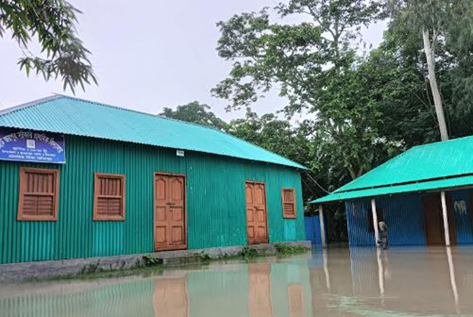বন্যায় টাঙ্গাইলে ৭২ প্রতিষ্ঠানের শিক্ষা কার্যক্রম বন্ধ