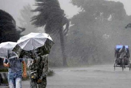 দুপুরের মধ্যে ২০ জেলায় ঝড়ের শঙ্কা, হুঁশিয়ারি সংকেত