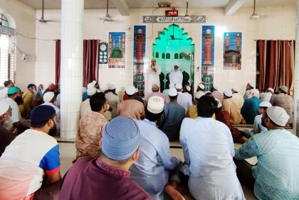 
সামাজিক অপরাধ প্রতিরোধে মসজিদে 
ওসির জনসচেতনতামূলক বক্তব্য