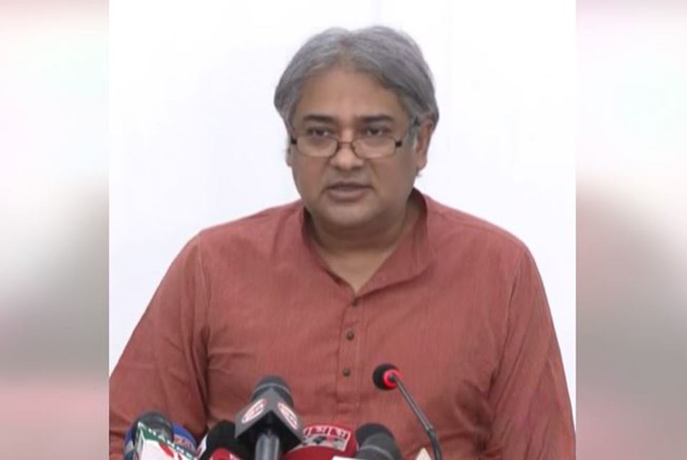 ‌‘কোটা নিয়ে আন্দোলনকারীদের পক্ষ থেকে দফায় দফায় দাবি পরিবর্তন কেন’


