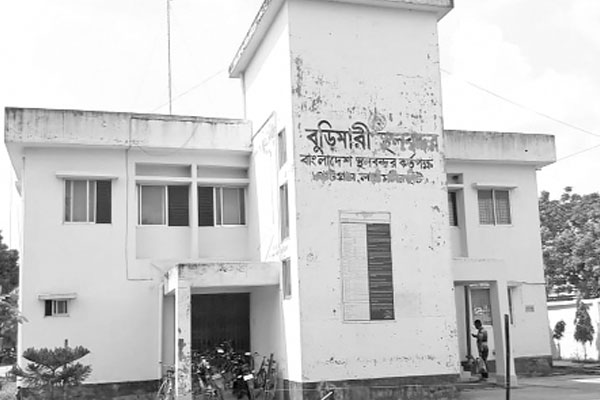 সমস্যা জর্জরিত বুড়িমারী স্থলবন্দর