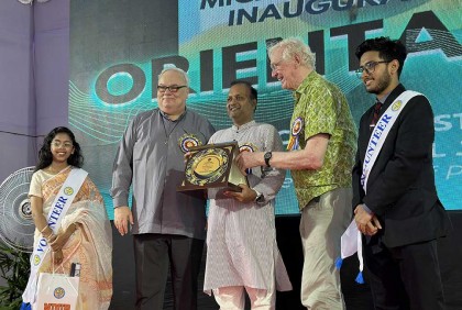 নটর ডেম বিশ্ববিদ্যালয়ে বর্ণাঢ্য ওরিয়েন্টেশন 
