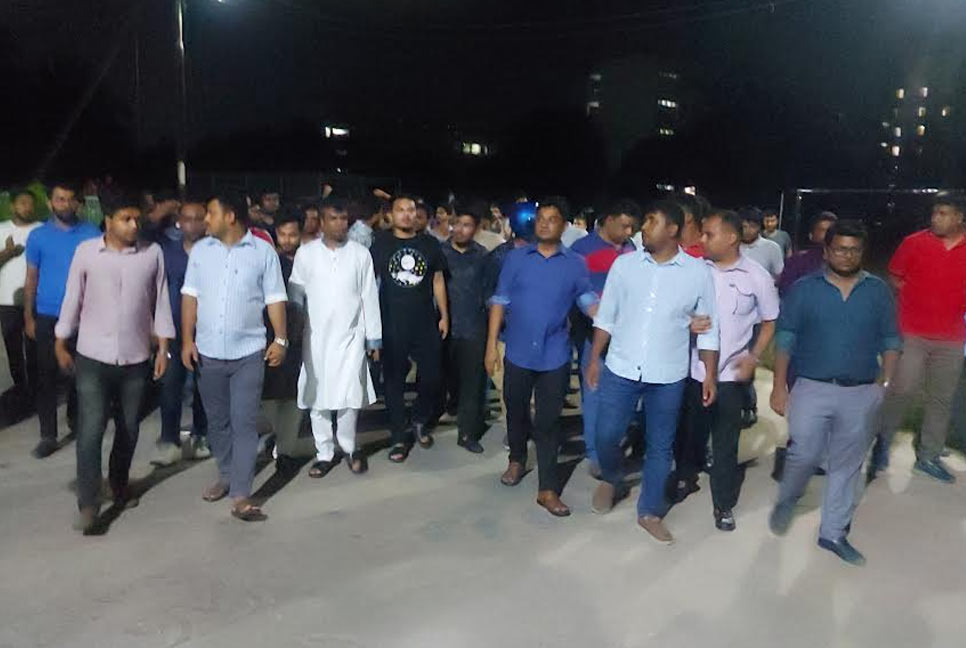 শেকৃবিতে গভীর রাতে ছাত্রলীগের শোডাউন