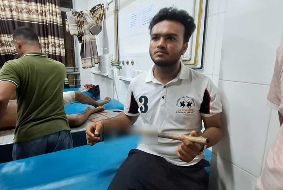 মাদারীপুরে আধিপত্য বিস্তার নিয়ে সংঘর্ষে টেঁটাবিদ্ধসহ আহত ৬