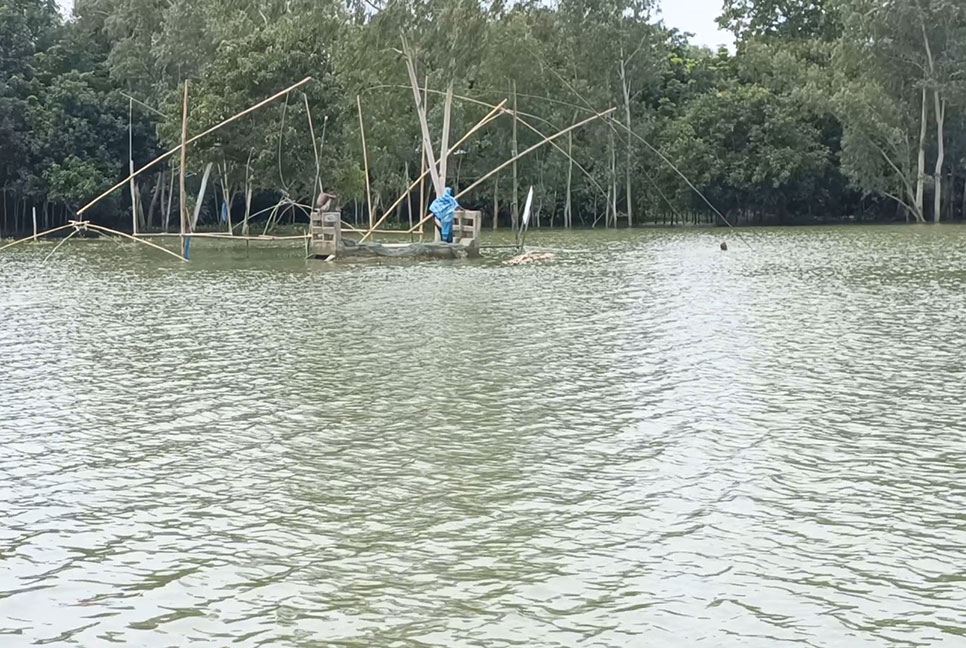 সিরাজগঞ্জে বিপৎসীমার নিচে যমুনা নদীর পানি