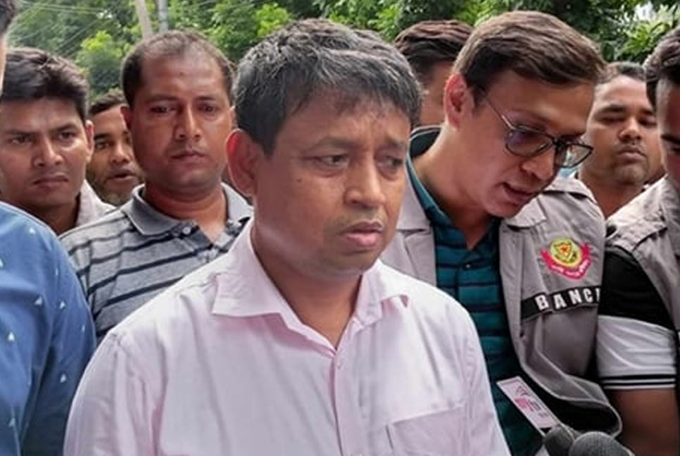 আন্দোলনকে ভিন্ন খাতে প্রবাহিত করছে অশুভ চক্র : ডিবি হারুন