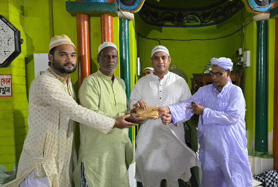 ঠাকুরগাঁওয়ে মসজিদের উন্নয়ন কাজে বরাদ্দ