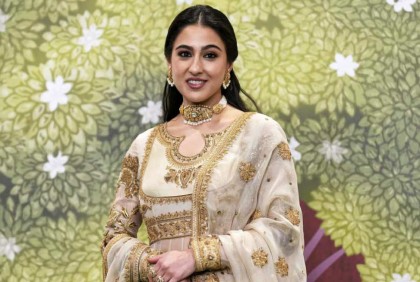 আম্বানিদের বিয়েতে গিয়ে কেন ট্রোলড নবাব কন্যা?