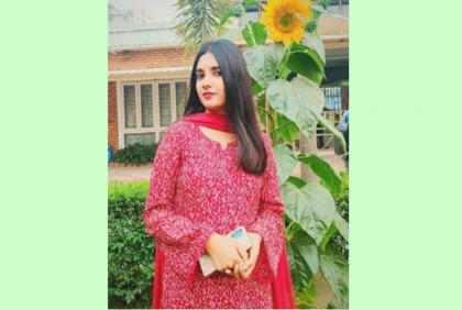 
চলন্ত বাস থেকে লাফিয়ে পড়ে বিশ্ববিদ্যালয় ছাত্রীর মৃত্যু