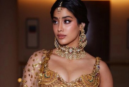 সম্পর্ক নিয়ে ঝাঁজালো মন্তব্য জাহ্নবীর