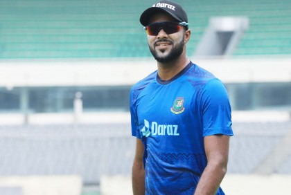 মাঠে ফেরার অপেক্ষা আরও বাড়ল ইবাদতের