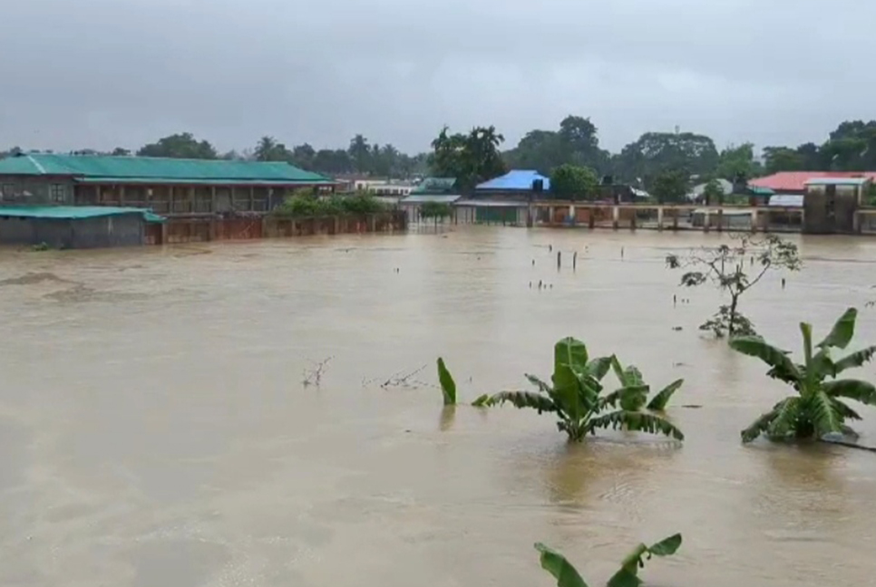 খাগড়াছড়িতে ভারী বর্ষণে নদীর পানি বৃদ্ধি, সহস্রাধিক পরিবার প্লাবিত