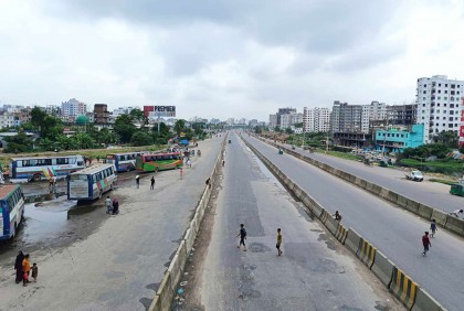 শিক্ষার্থীদের বিক্ষোভ ঘিরে ঢাকা-চট্টগ্রাম মহাসড়ক ফাঁকা