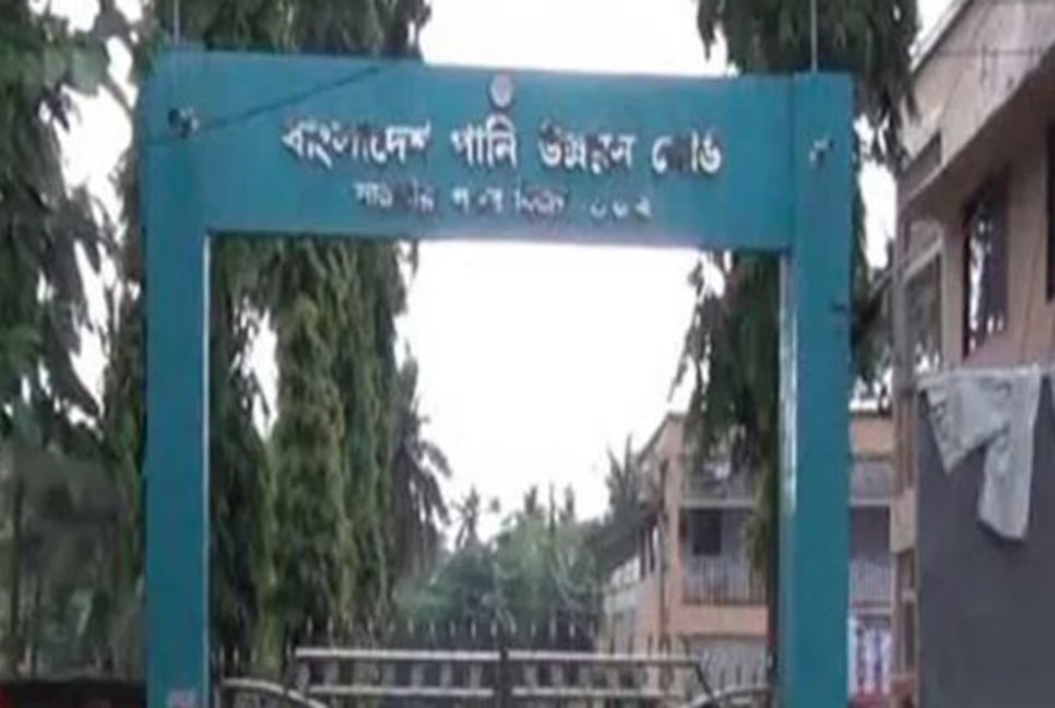 বগুড়ার পানি উন্নয়ন বোর্ডে অগ্নিসংযোগ, পুড়েছে ২ কোটি টাকার সম্পদ
