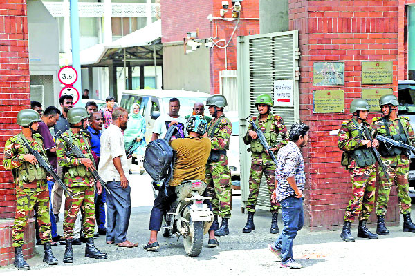 সচিবালয়ে পালাবদলের হাওয়া