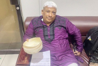 স্বেচ্ছাসেবক লীগ নেতা আজিজ বিমানবন্দরে আটক