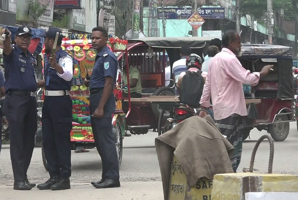 টাঙ্গাইলে কাজ শুরু করেছে পুলিশ