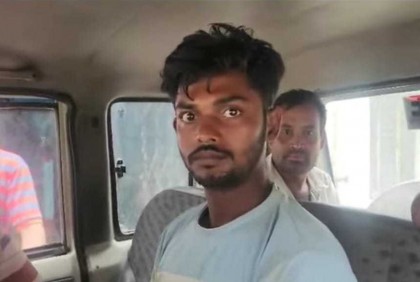 গোপনে ভারতে ঢুকে গ্রেফতার ছাত্রলীগ নেতা