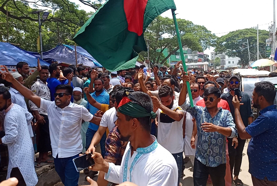 সাবেক আইনমন্ত্রীর গ্রেফতারে ব্রাহ্মণবাড়িয়ায় বিএনপির আনন্দ মিছিল

