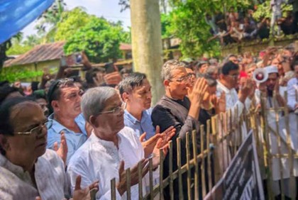 শহীদ আবু সাঈদের কবর জিয়ারত করলেন মির্জা ফখরুল