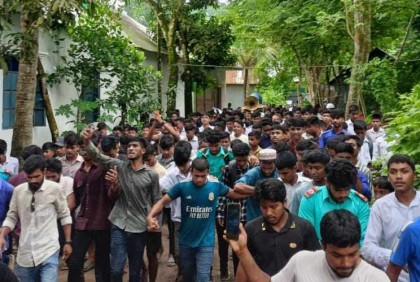 দুধ দিয়ে গোসল করা সেই চেয়ারম্যানের অপসারণ দাবি