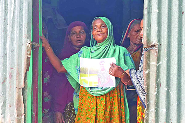 অটোরিকশা চালাতেন হৃদয়, বিজয় মিছিলে গিয়ে আর ফিরে আসেননি