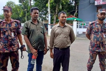 ভারতে পালানোর সময় আওয়ামী লীগের ২ নেতা আটক
