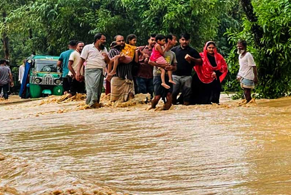 পাউবোর কন্ট্রোল রুম চালু, কর্মকর্তা-কর্মচারীদের ছুটি বাতিল

