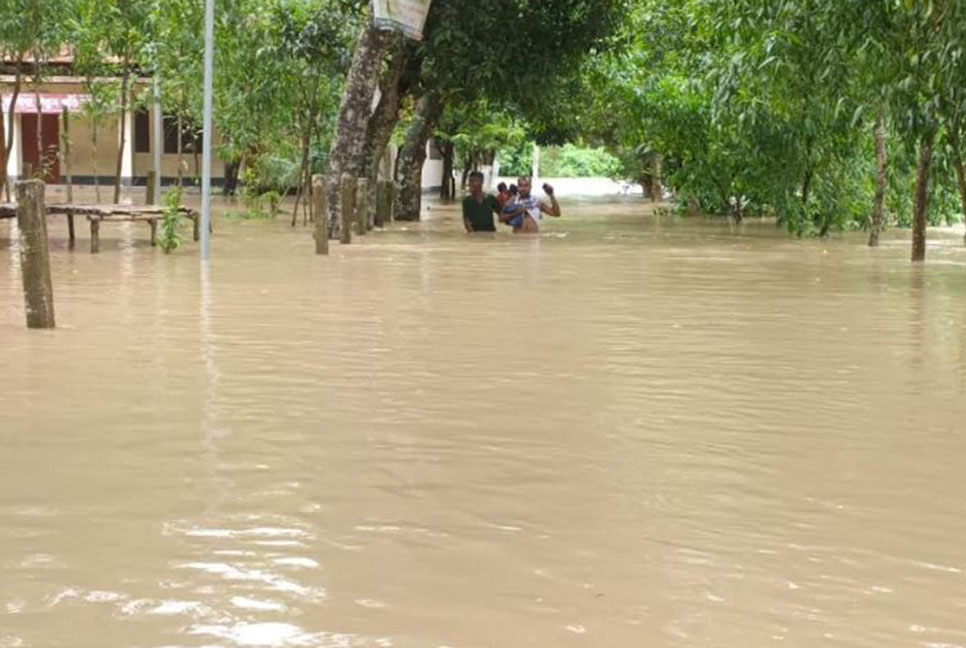 ব্রাহ্মণবাড়িয়ার বন্যা পরিস্থিতির অবনতি