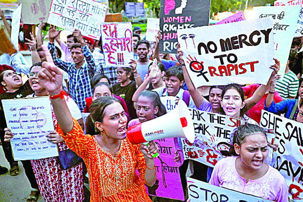 মমতার পদত্যাগ দাবিতে ‘নবান্ন চলো’ কর্মসূচির ডাক