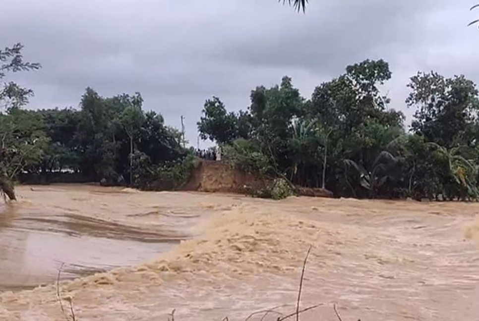 প্রধান উপদেষ্টার ত্রাণ তহবিলে সেনা সদস্যদের একদিনের বেতন প্রদান
