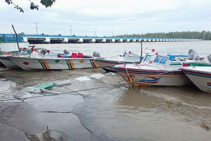 তিস্তার পানি বিপৎসীমার নিচে, আতঙ্কিত না হওয়ার পরামর্শ