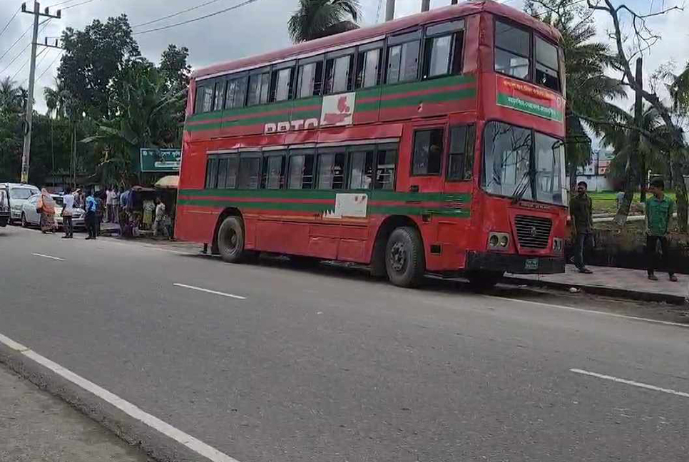 দীর্ঘ ছয় বছর পর চলল নেত্রকোনা-ময়মনসিংহ বিআরটিসির দ্বিতল বাস 