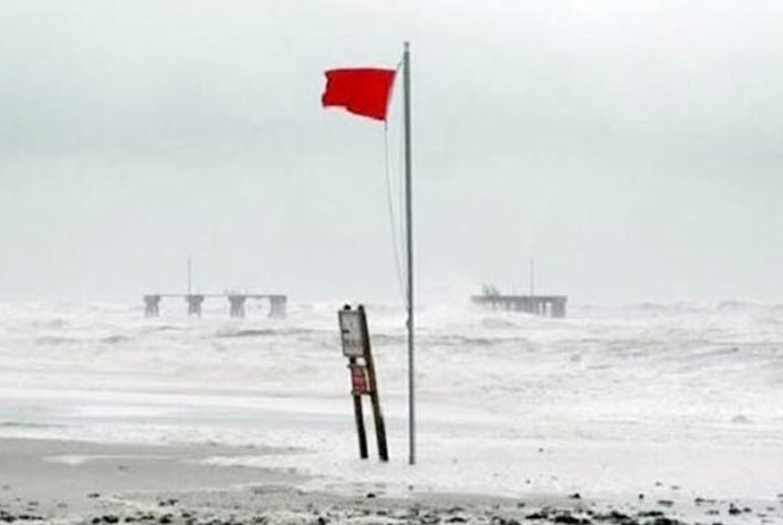 দেশের সব সমুদ্রবন্দরে ৩ নম্বর সংকেত