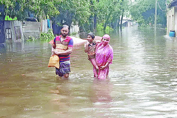 দুর্ভোগ আতঙ্কের রাতদিন