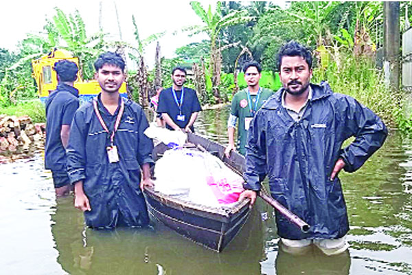 বসুন্ধরা গ্রুপের খাদ্যসামগ্রী ও ওষুধ বিতরণ অব্যাহত