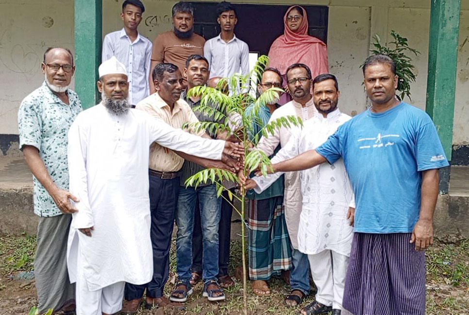 বিশ্বনাথে বিএনপির
প্রতিষ্ঠাবার্ষিকী উপলক্ষে
বৃক্ষরোপণ