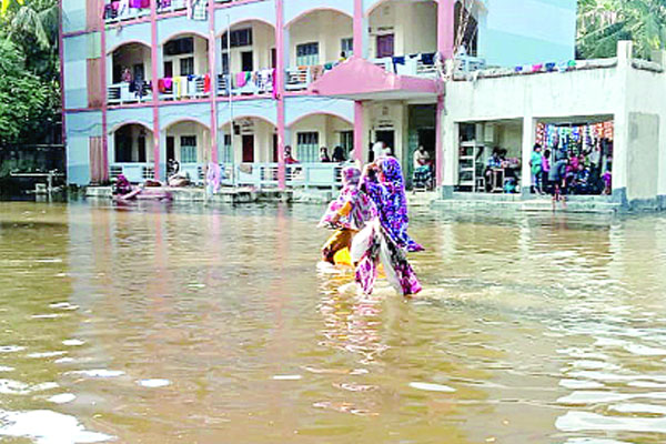 বন্যা পরিস্থিতি উন্নতি