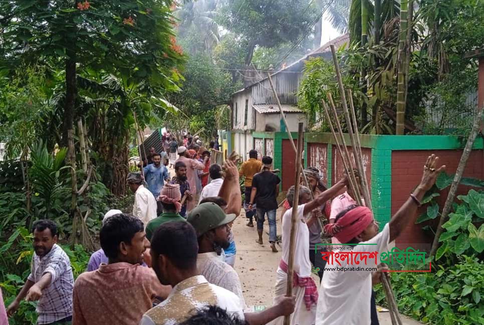 ফেসবুক পোস্টের জেরে সংঘর্ষে আহত ৫০