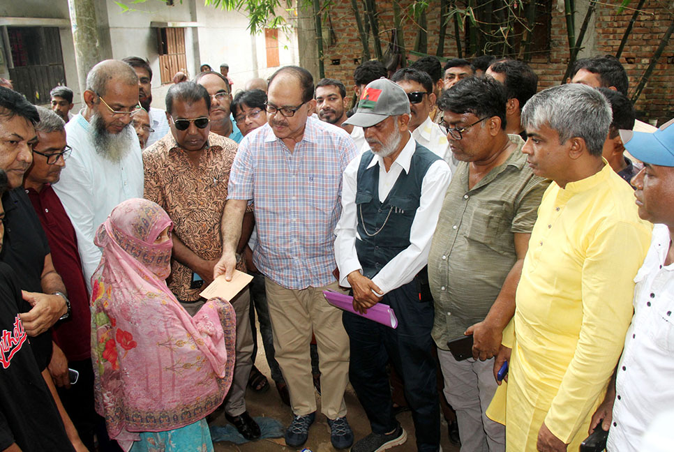 বগুড়ায় ছাত্র-জনতার আন্দোলনে নিহত ৭ পরিবারের পাশে বিএনপি