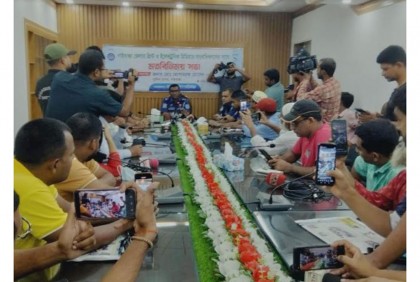 গাইবান্ধায় সাংবাদিকদের সাথে পুলিশ সুপারের মতবিনিময়