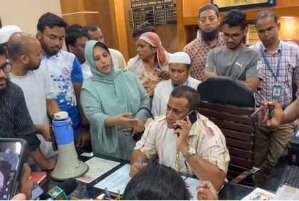 তোপের মুখে ঝিনাইদহ ছাড়লেন হাসপাতালের তত্ত্বাবধায়ক