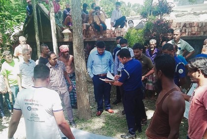 দাফনের প্রায় চার বছর পর ব্যবসায়ীর ‘কঙ্কাল’ উত্তোলন