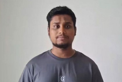 সমন্বয়ক হাসনাত আব্দুল্লাহর মোবাইল ফোন চুরি