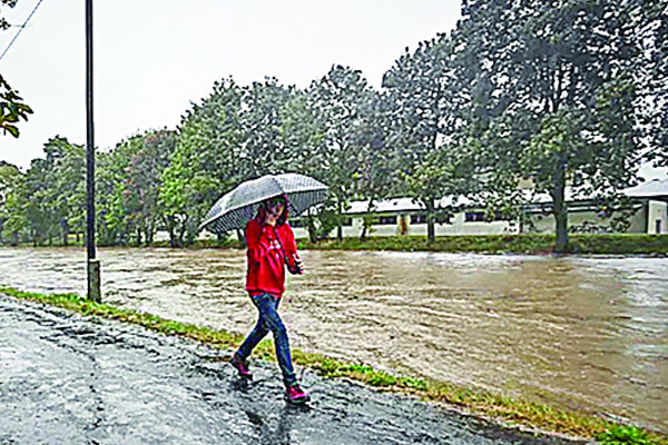 টানা বৃষ্টিতে মধ্য ইউরোপে বন্যা পরিস্থিতির অবনতি